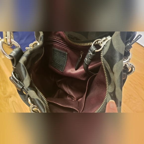 Coach satin black fabric bag with silver links and leather detail SO NICE ❤️ - Picture 4 of 7